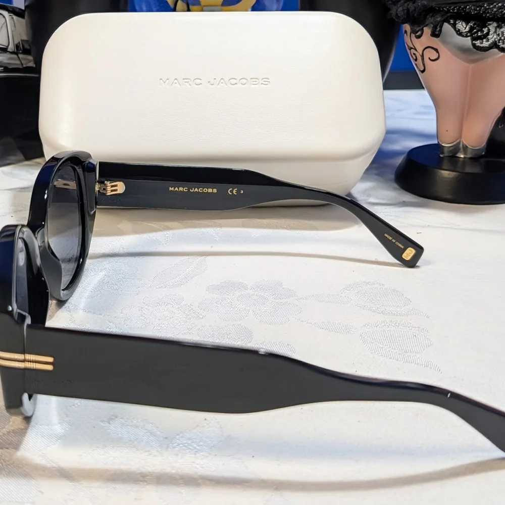 Marc Jacobs Black Sunglasses NEW!